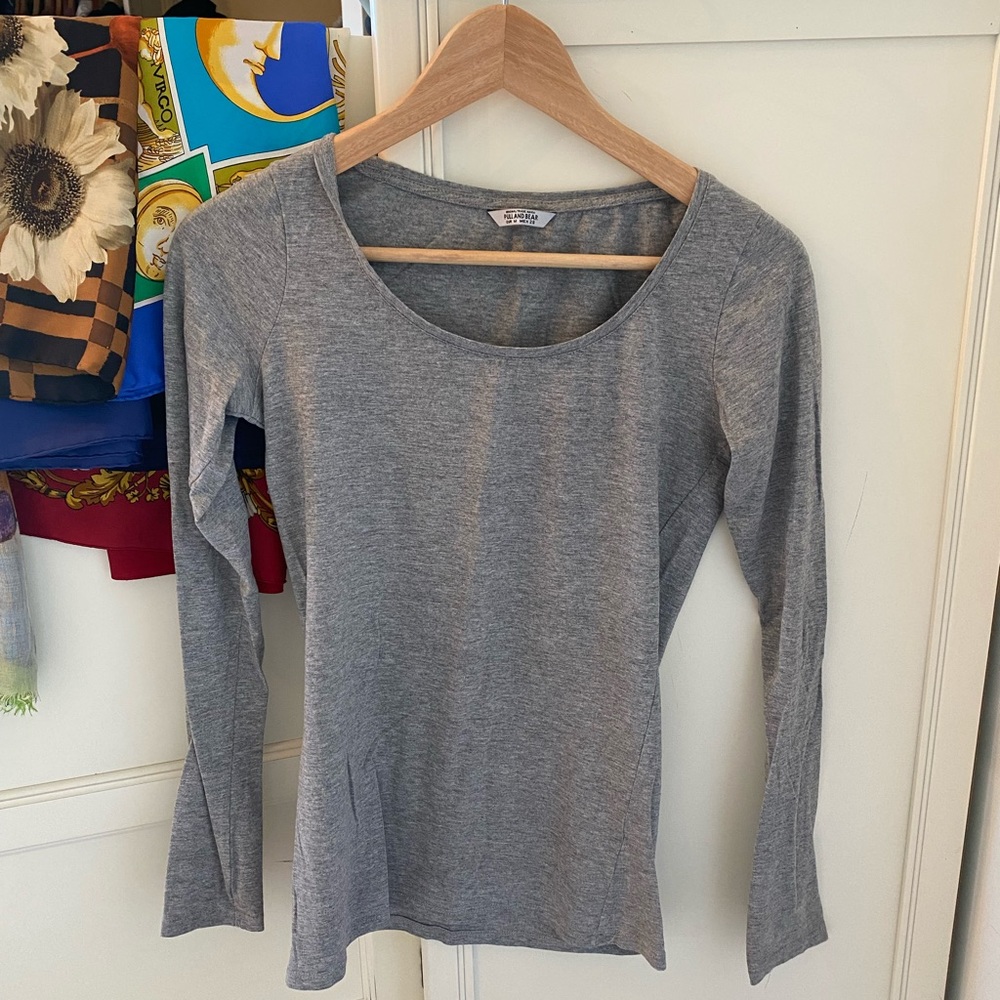 Pull&Bear Gray Long Sleeve Tee